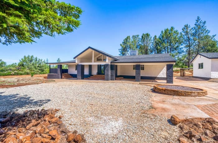 Advisor Construction — customer photo